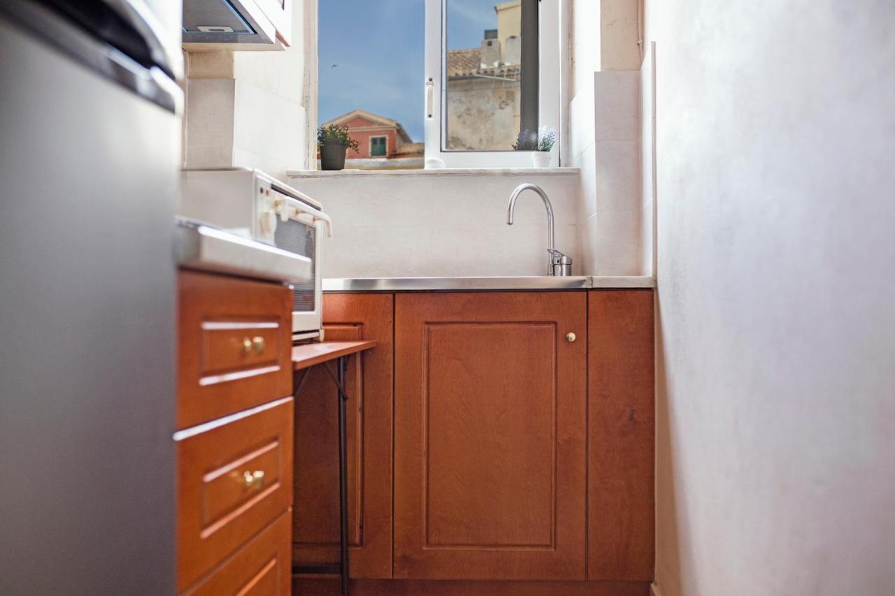 Downtown Apt At Filellinon Korfu Dış mekan fotoğraf